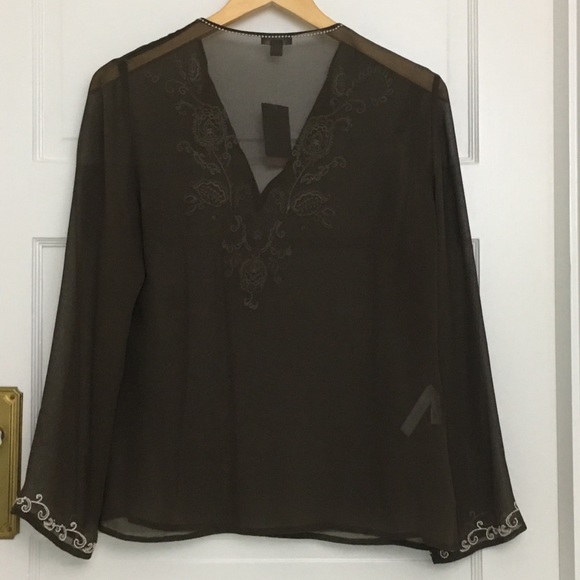 NWT Ann Taylor Embroidered Sheer Blouse, Sz SP - Picture 7 of 7